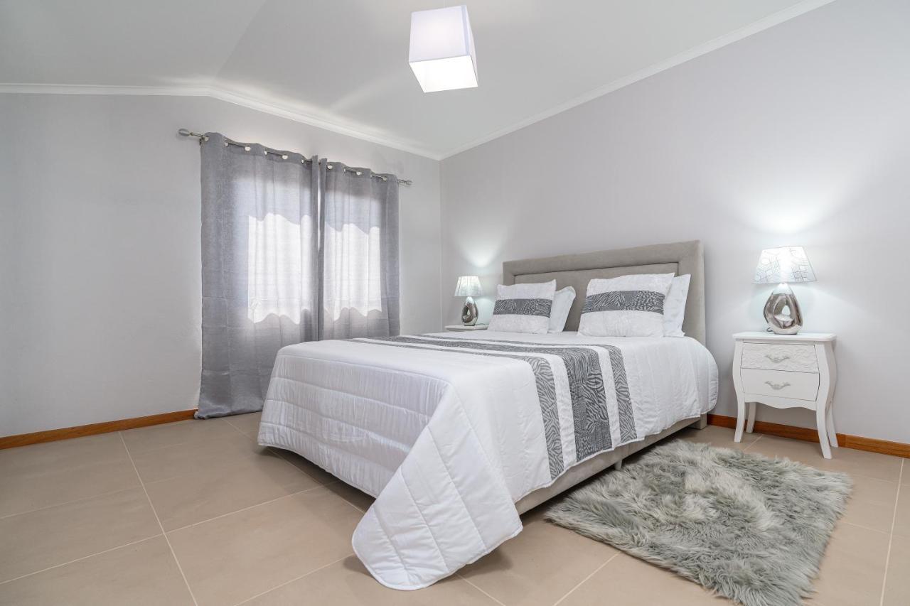 Casa Raimunda, Big Apartment With Amazing Views Arco da Calheta  Exterior photo