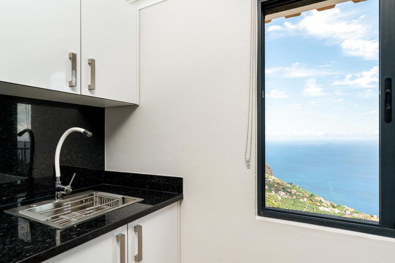 Casa Raimunda, Big Apartment With Amazing Views Arco da Calheta  Exterior photo